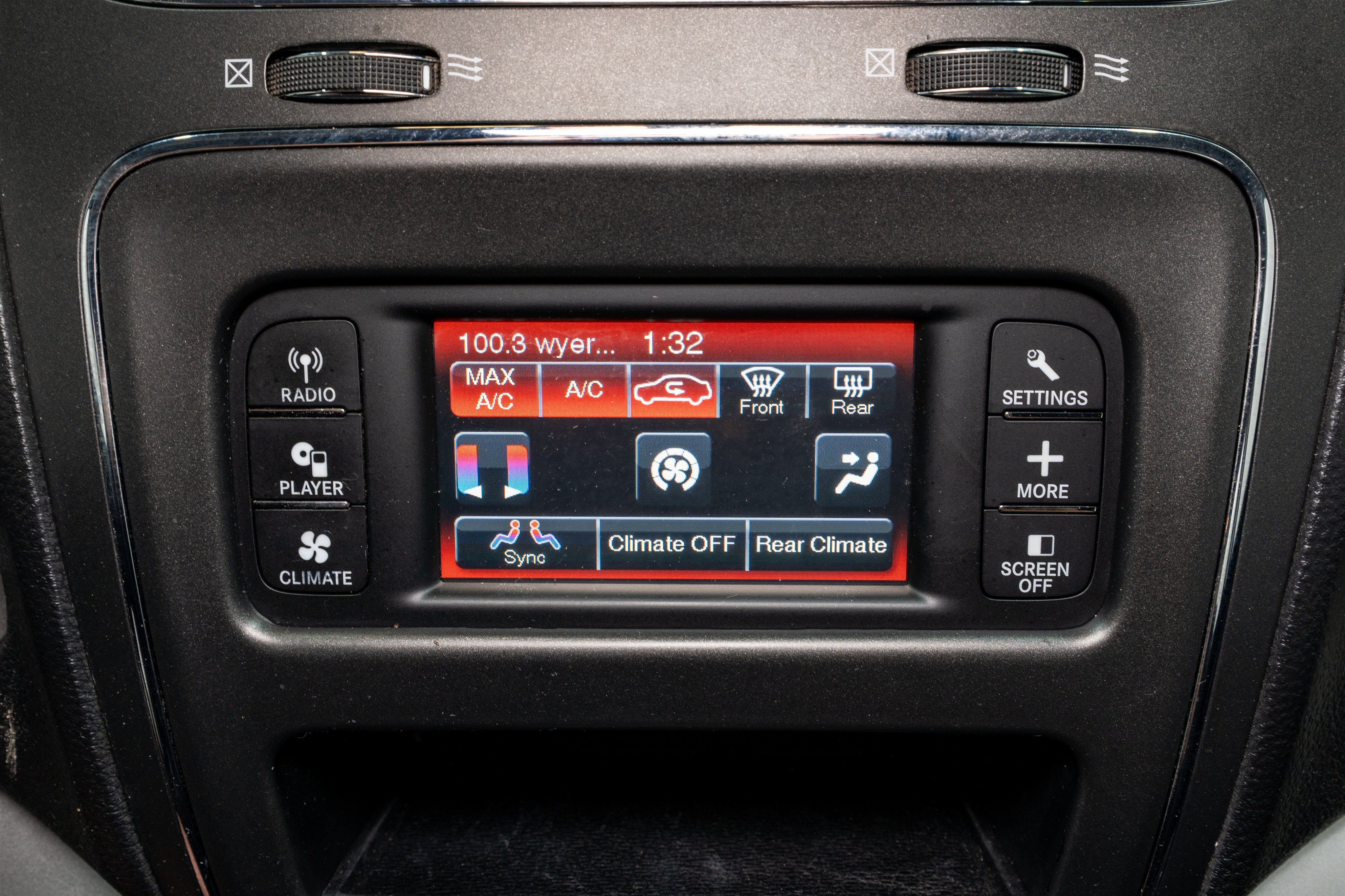 Used 2018 Dodge Journey SE w/ Popular Equipment Group FWD image 15