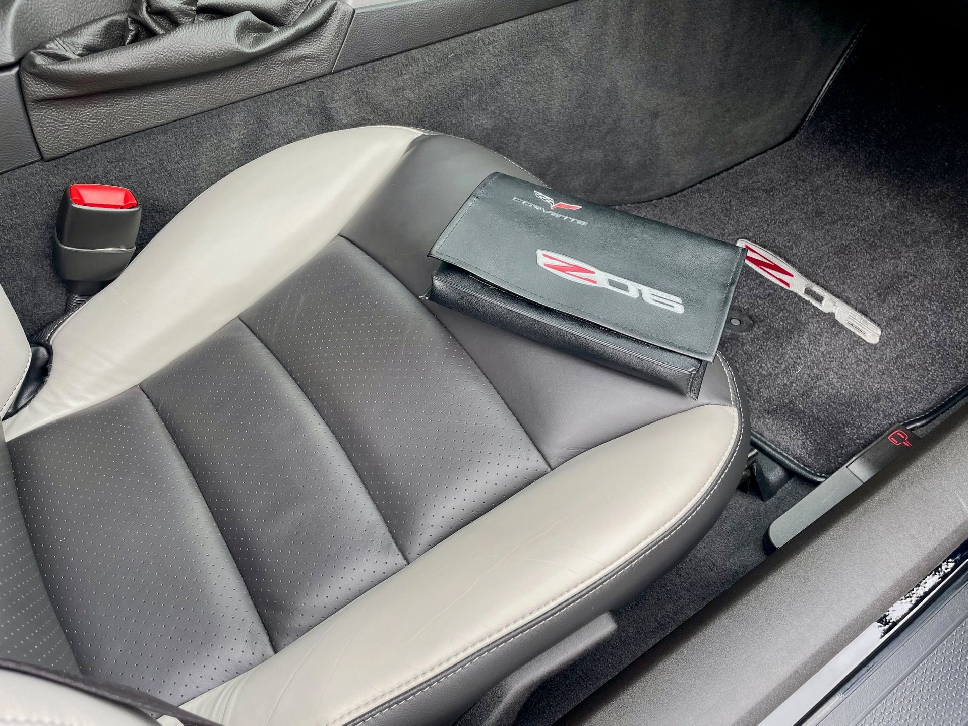 Used 2007 Chevrolet Corvette Z06 w/ Preferred Equipment Group image 55