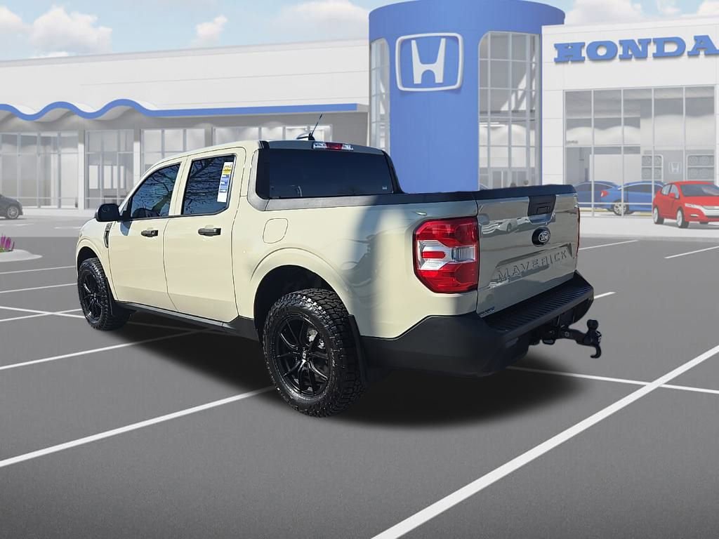 Used 2025 Ford Maverick XL w/ Equipment Group 102A image 6