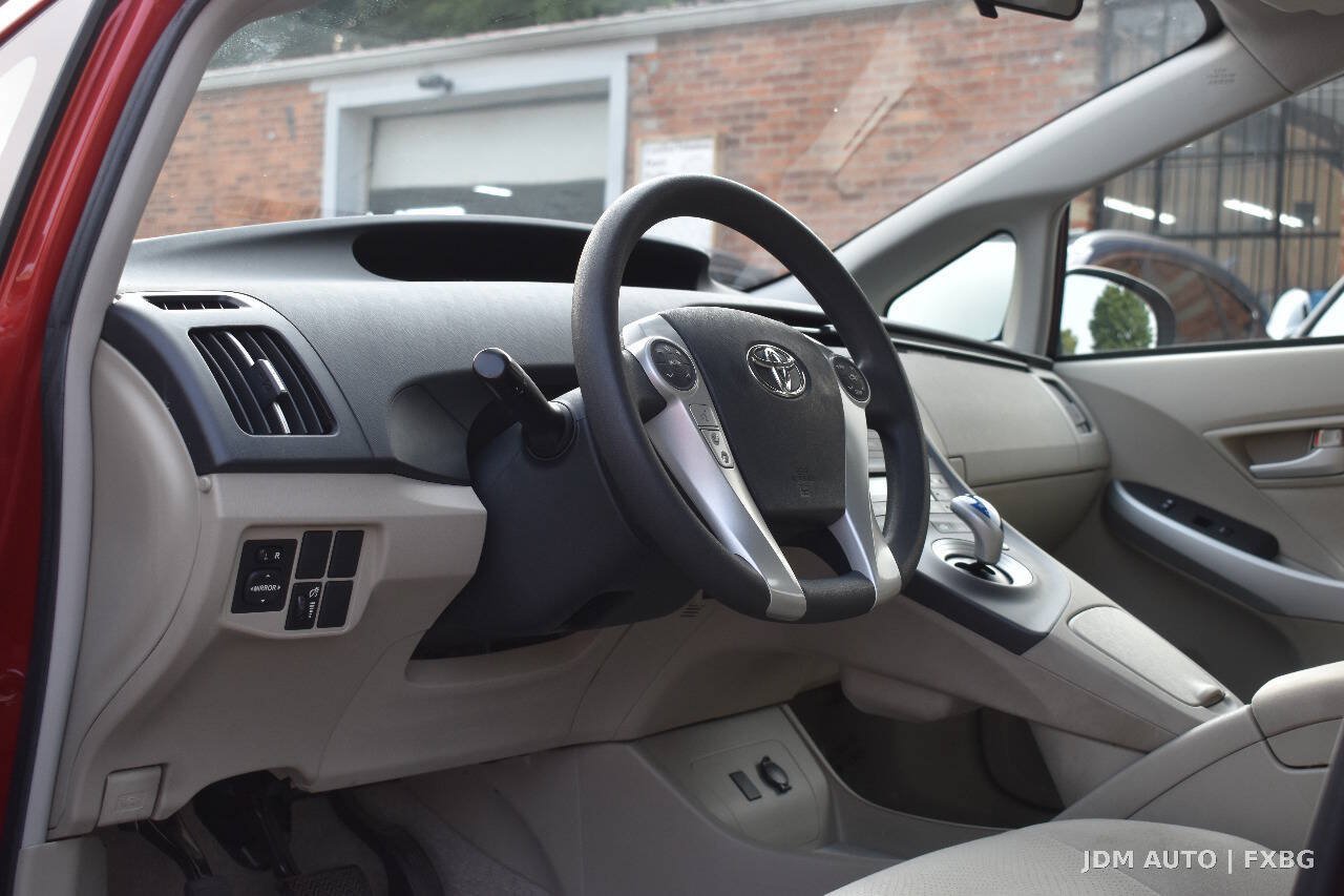 Used 2011 Toyota Prius Three FWD image 19