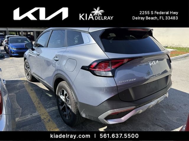 Used 2023 Kia Sportage EX image 3