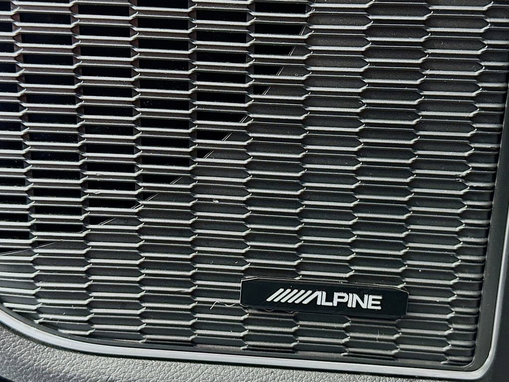 Used 2021 Jeep Grand Cherokee L Limited image 19