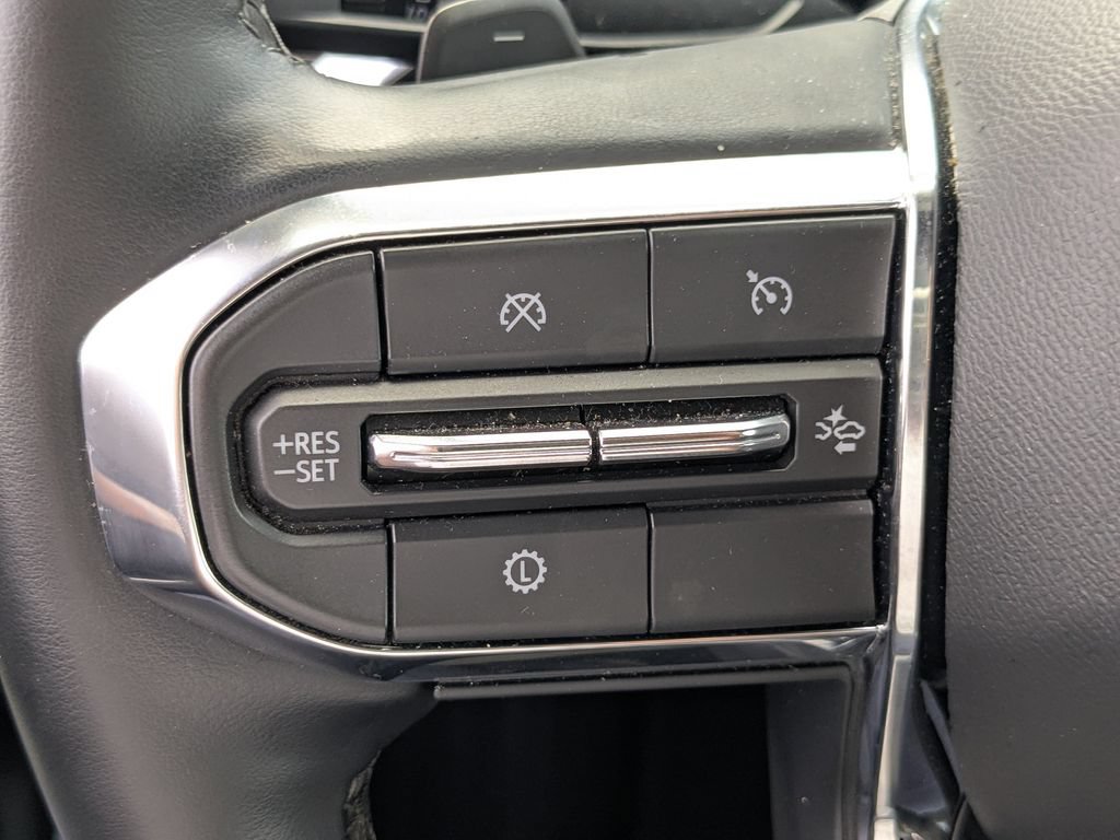 Used 2025 GMC Acadia Elevation FWD image 20