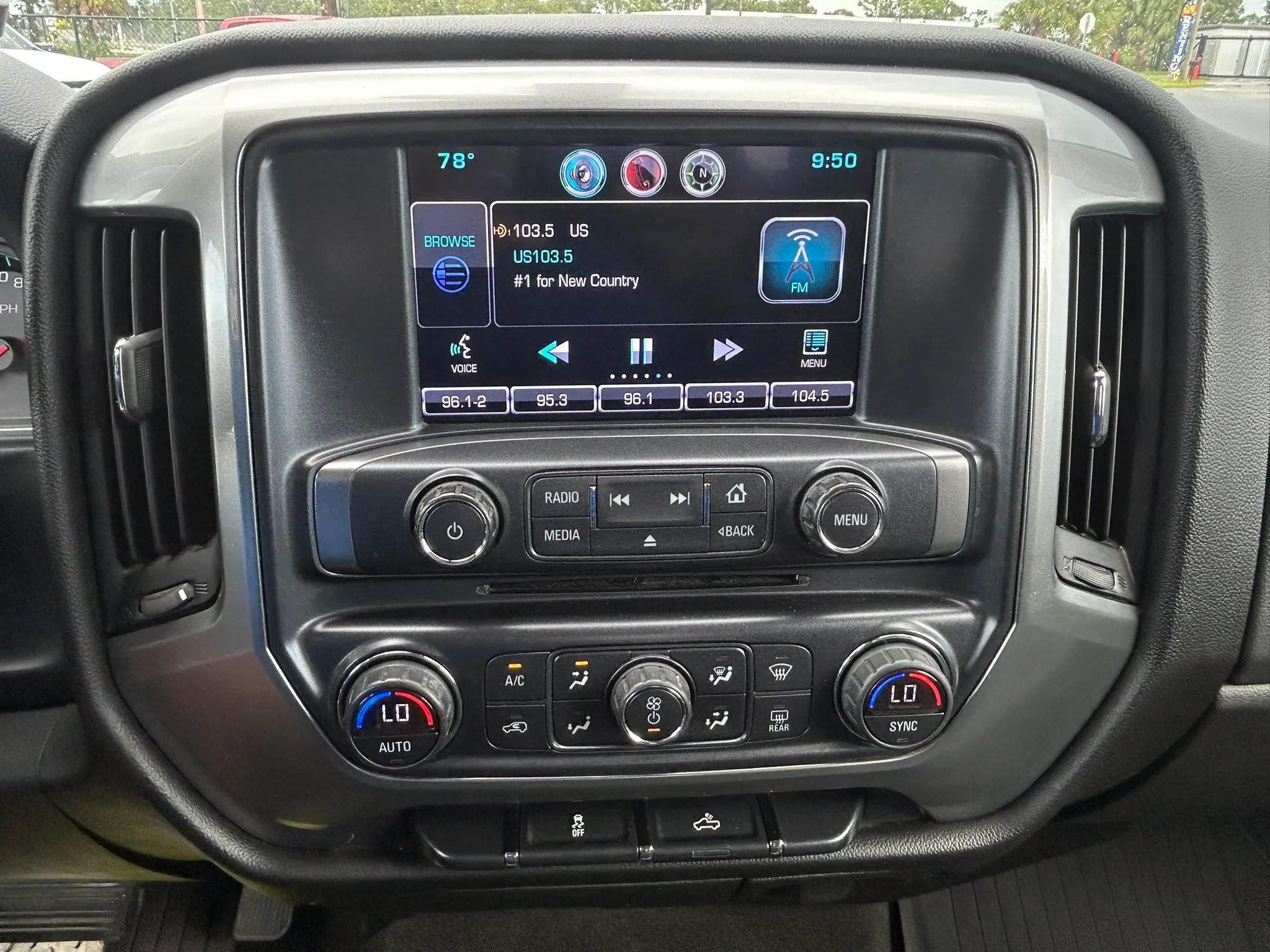 Used 2016 Chevrolet Silverado 2500 LT w/ All Star Edition AWD/4WD image 36
