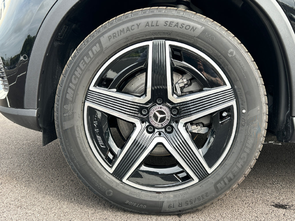 New 2026 Mercedes-Benz GLC 300 4MATIC image 32