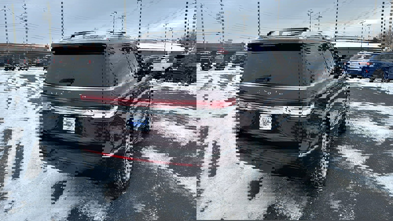 Used 2023 Lincoln Navigator Reserve w/ Equipment Group 201A image 6