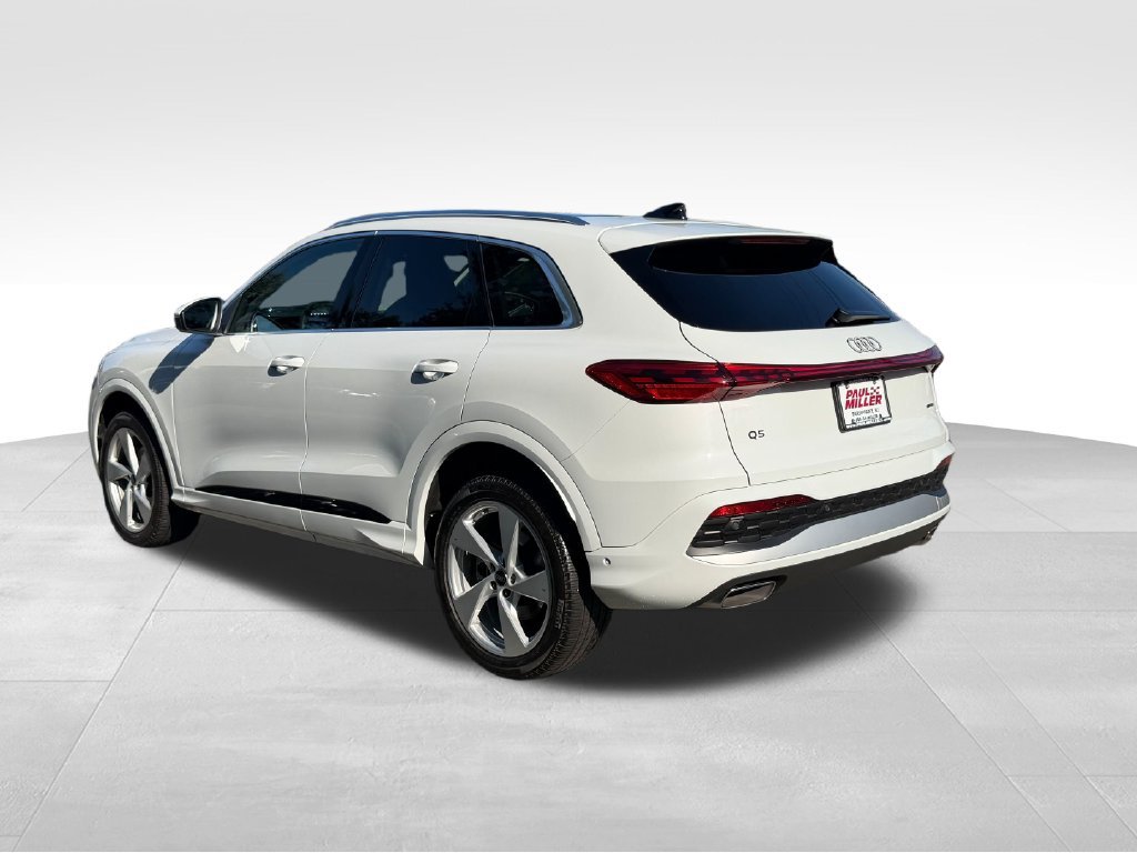 Certified 2025 Audi Q5 Premium Plus w/ Premium Plus AWD/4WD image 5