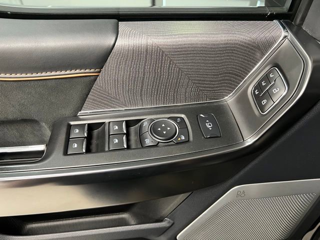 Used 2023 Ford F350 Platinum w/ Tremor Off-Road Package image 23