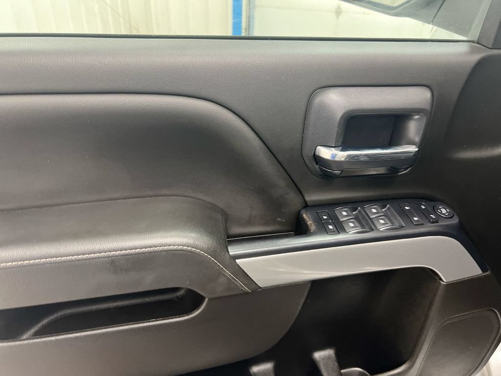 Used 2019 Chevrolet Silverado 1500 LT w/ All Star Edition AWD/4WD image 20