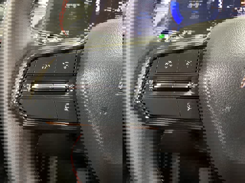 Used 2024 Chevrolet Equinox EV RS image 22