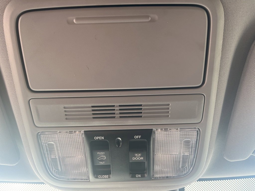 Used 2023 Honda Odyssey EX-L image 15