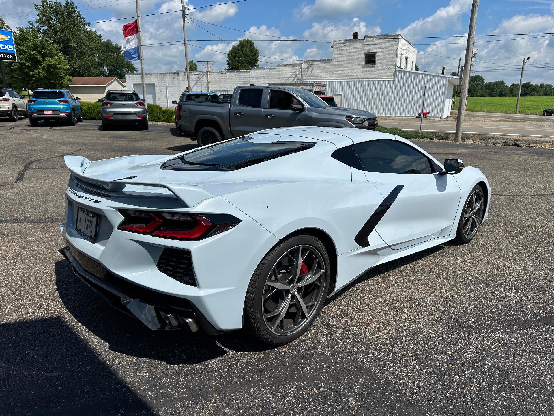 Used 2023 Chevrolet Corvette Stingray Coupe w/ Z51 Performance Package RWD image 5