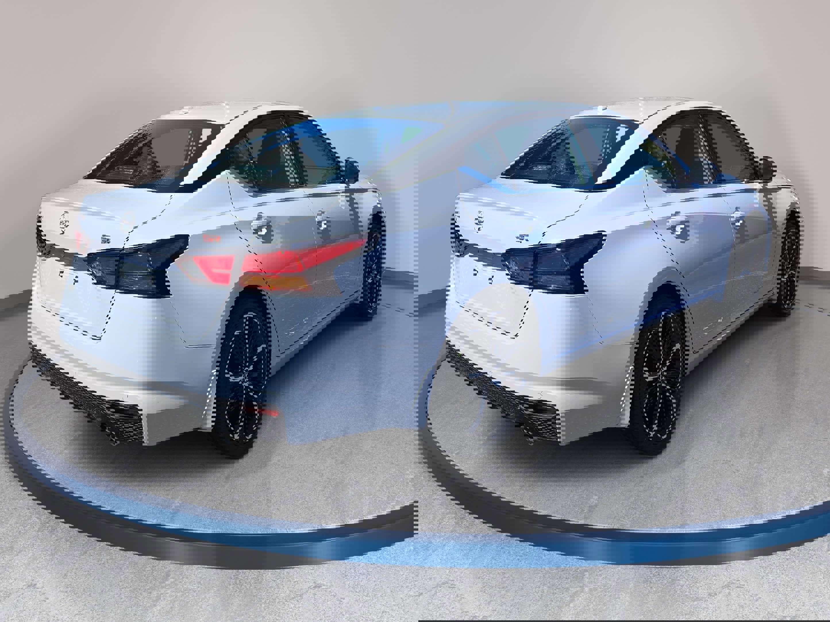 New 2025 Nissan Altima 2.5 SR w/ SR Premium Package FWD image 5