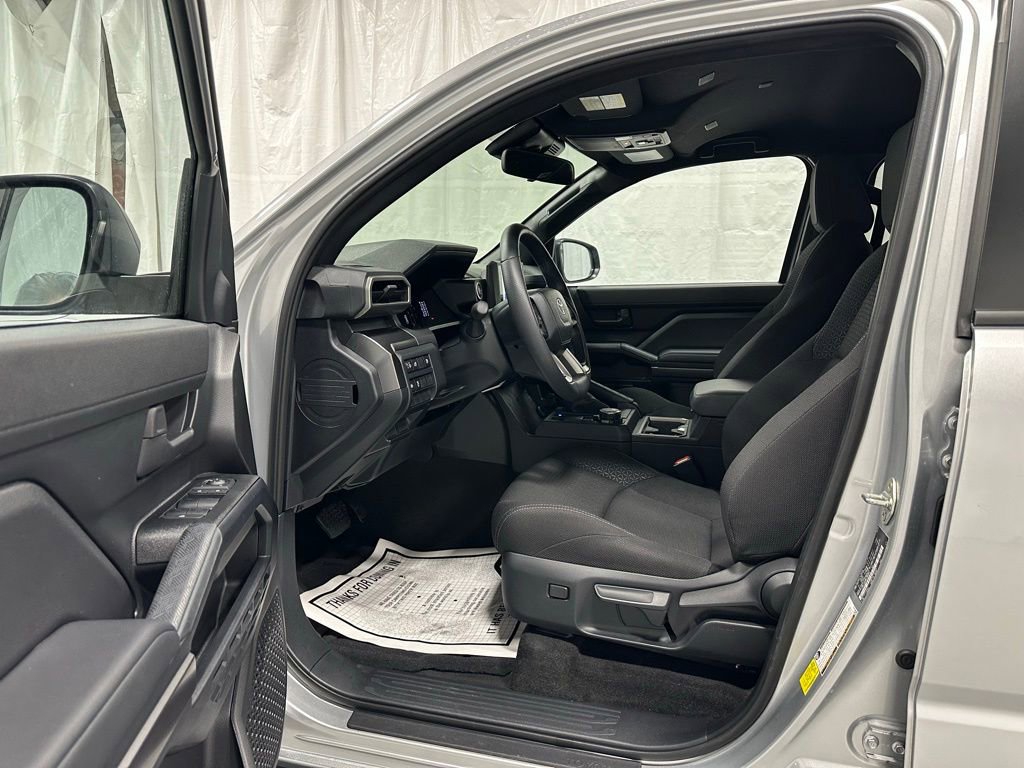 Used 2025 Toyota 4Runner SR5 image 10