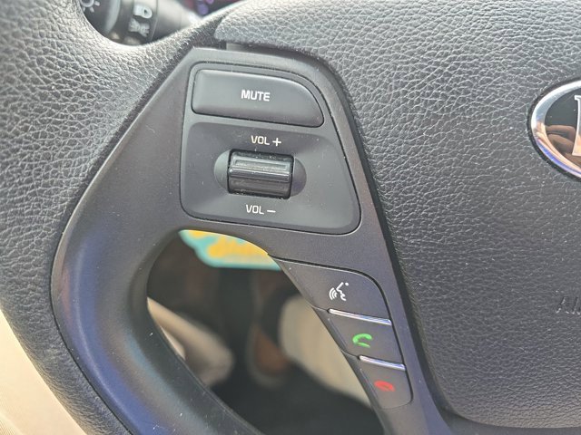 Used 2015 Kia Forte LX image 22