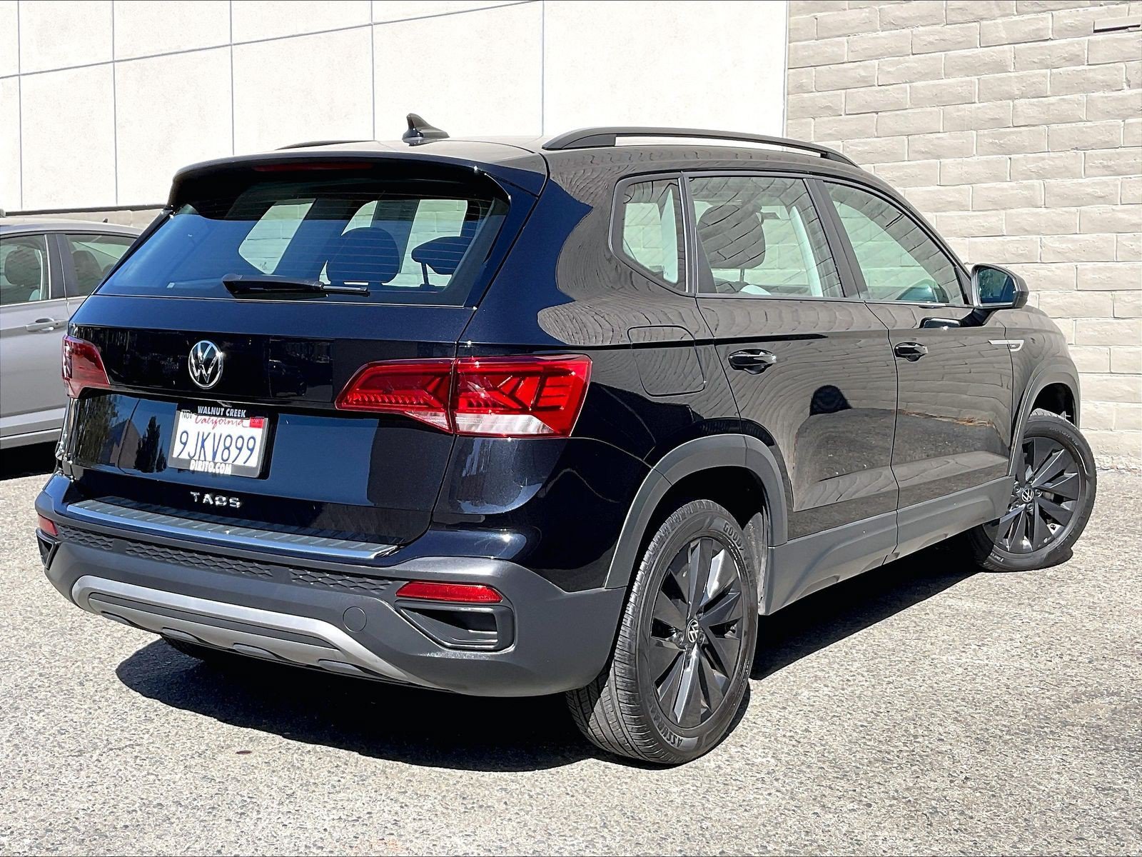 Certified 2023 Volkswagen Taos S FWD image 13