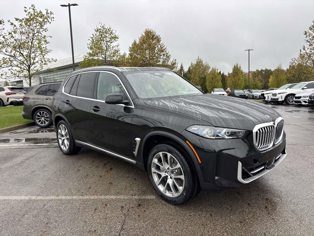 New 2026 BMW X5 xDrive40i w/ Premium Package