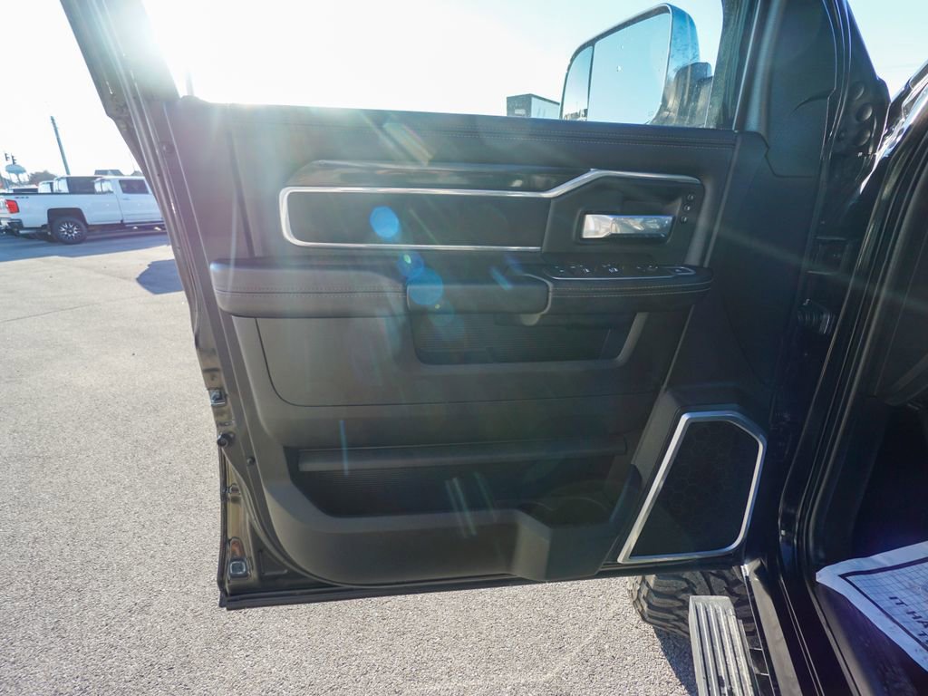 Used 2022 RAM 2500 Laramie image 22