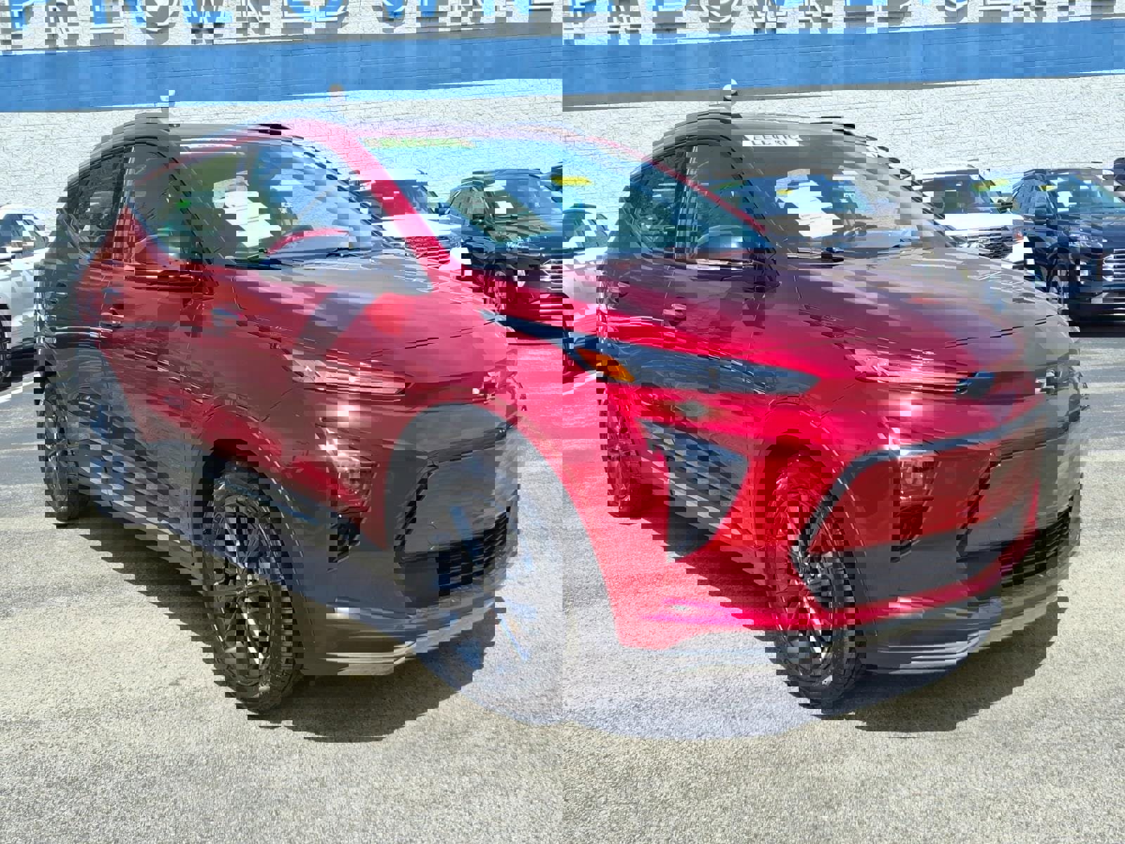 Used 2022 Chevrolet Bolt EUV Premier w/ Launch Edition FWD image 1