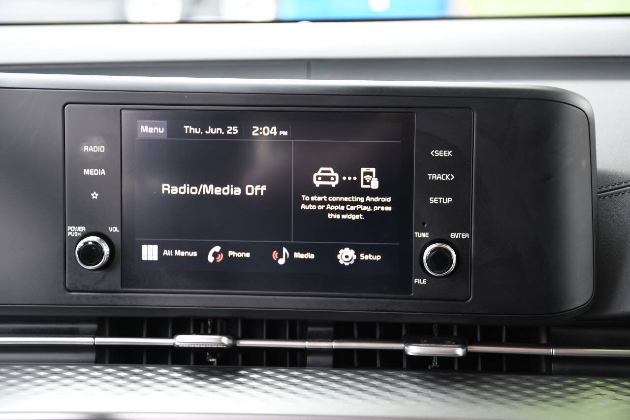 Used 2024 Kia Carnival LX FWD image 38