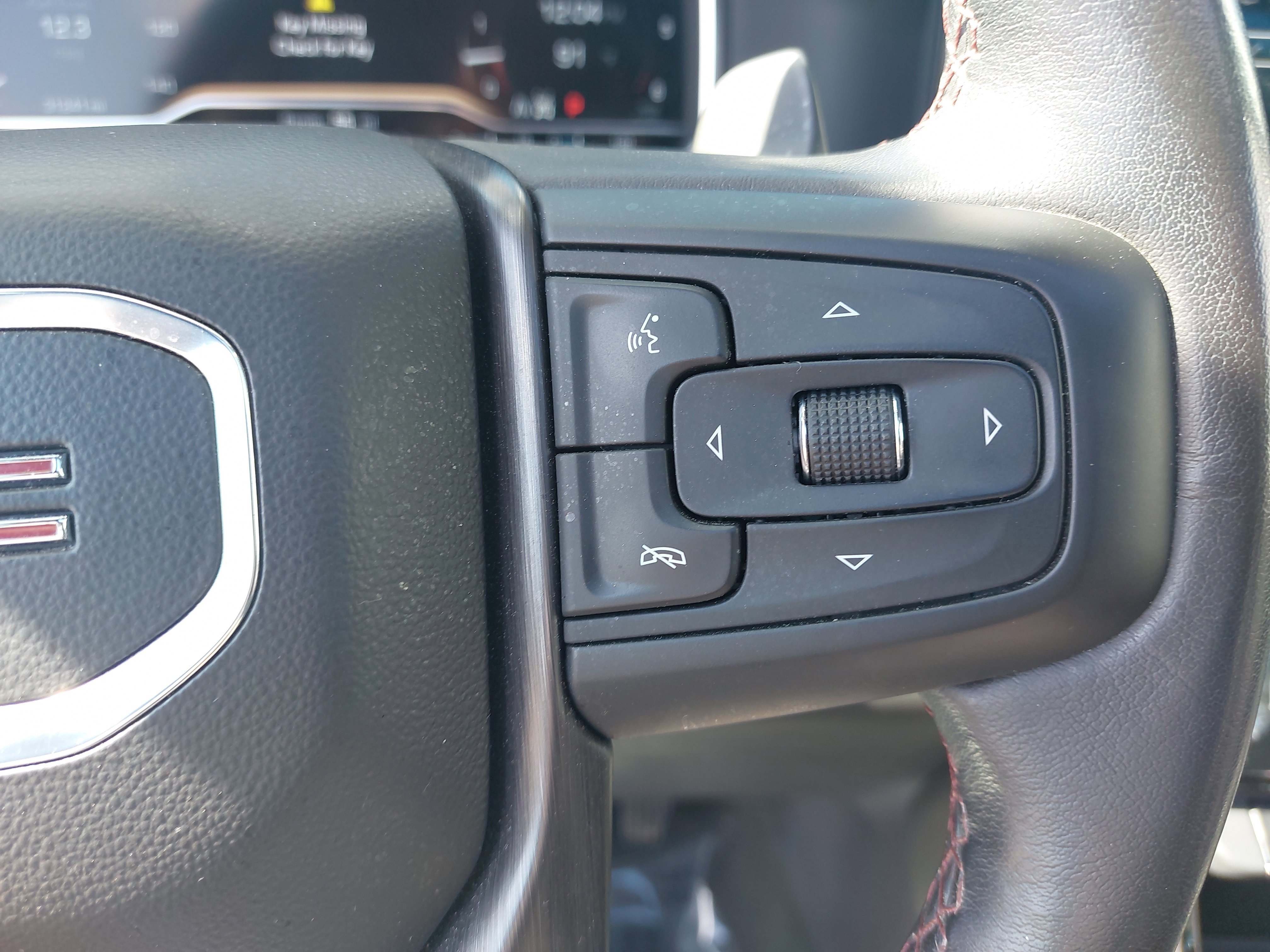 Used 2024 GMC Sierra 1500 AT4X image 19