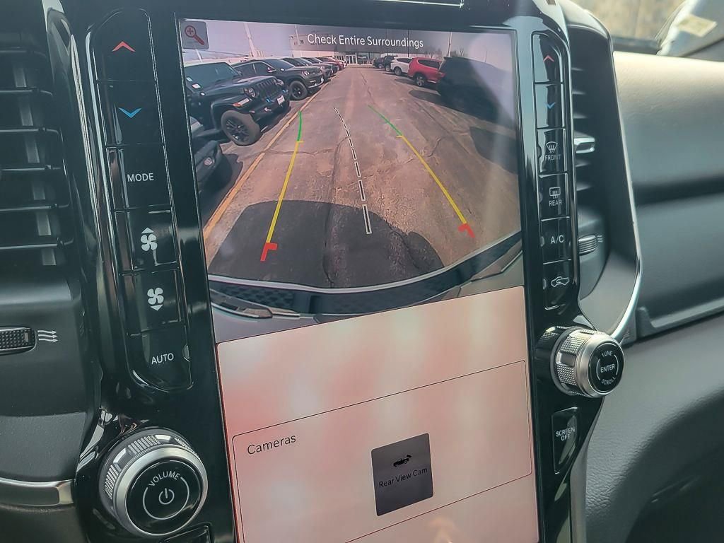 Used 2025 RAM 1500 Big Horn image 15