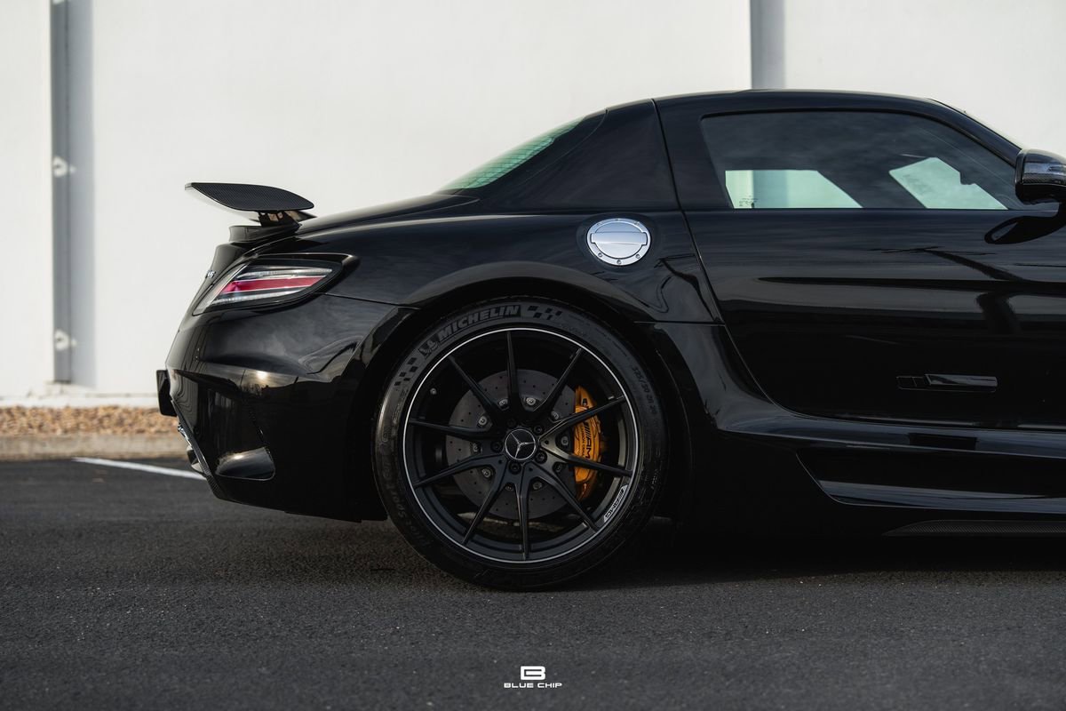 Used 2014 Mercedes-Benz SLS AMG Black Series image 10