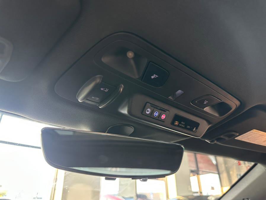 Used 2021 Chevrolet Camaro SS image 51