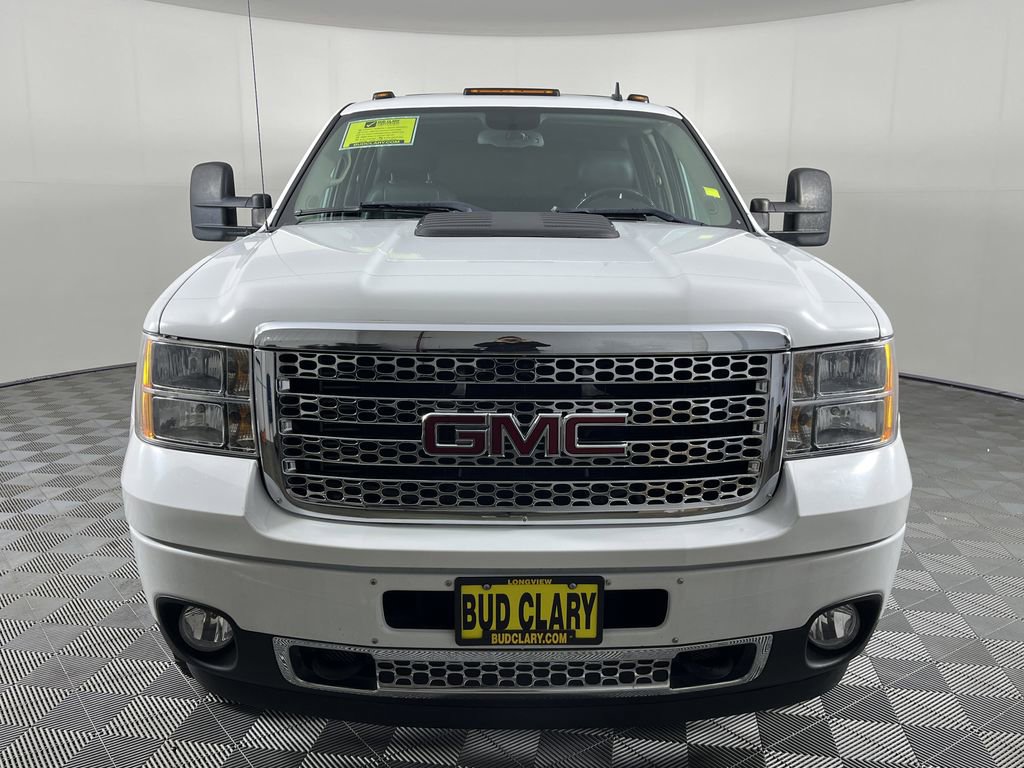Used 2013 GMC Sierra 3500 Denali image 2