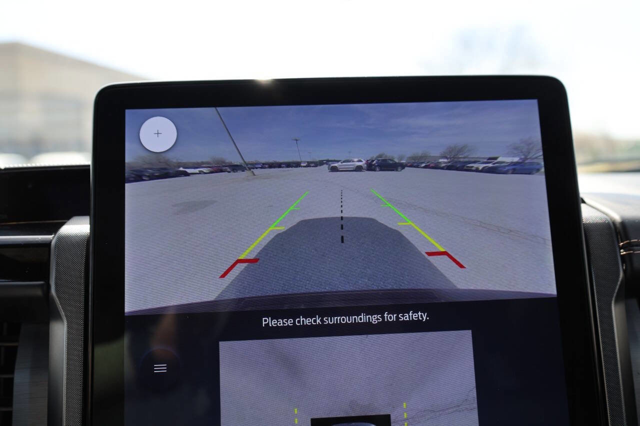 Used 2023 Ford Expedition Platinum image 23