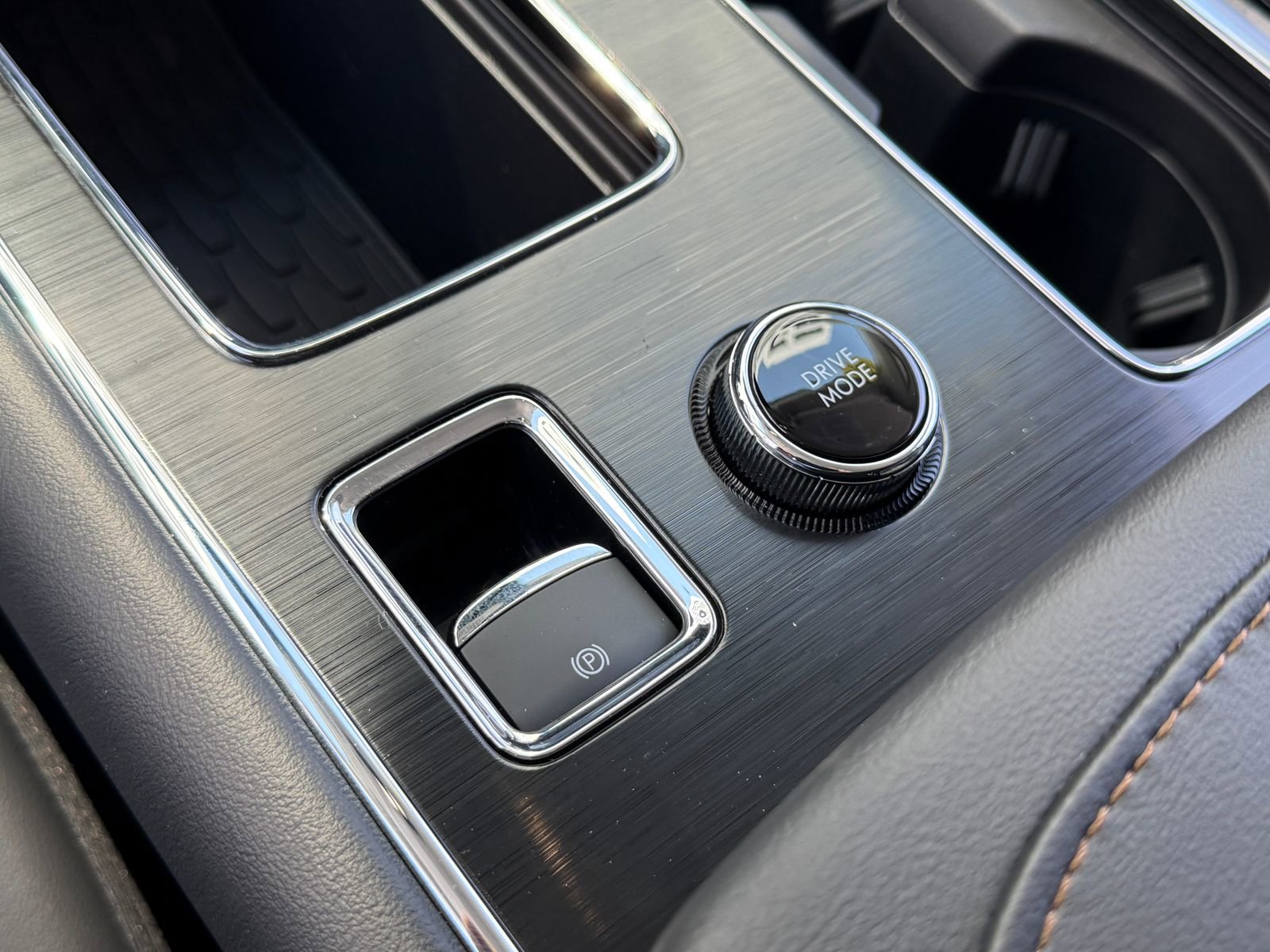 New 2026 Lincoln Aviator AWD image 34