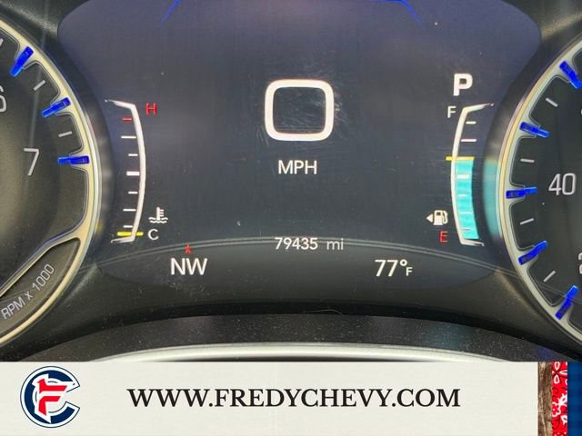 Used 2023 Chrysler Pacifica Touring-L image 10