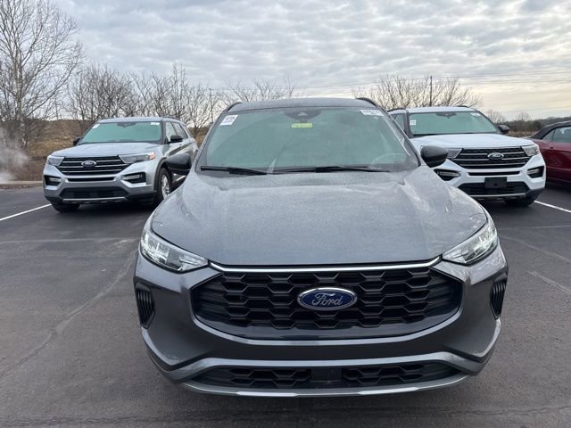 Used 2024 Ford Escape ST-Line w/ Tech Pack #1 image 2