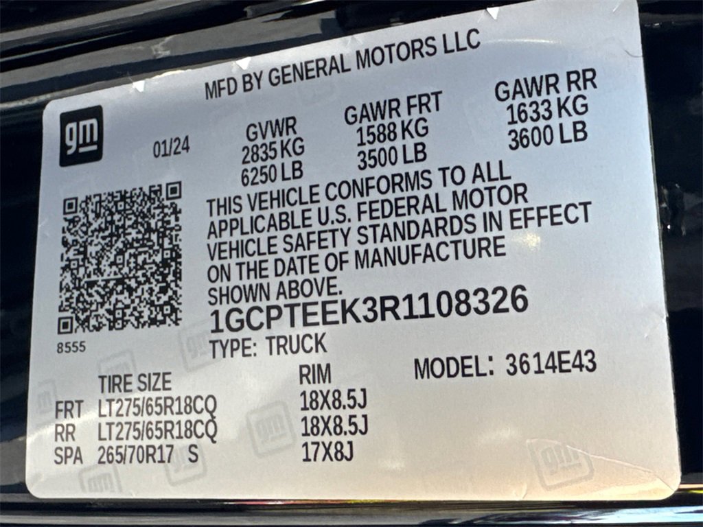 Used 2024 Chevrolet Colorado Trail Boss w/ Technology Package image 32