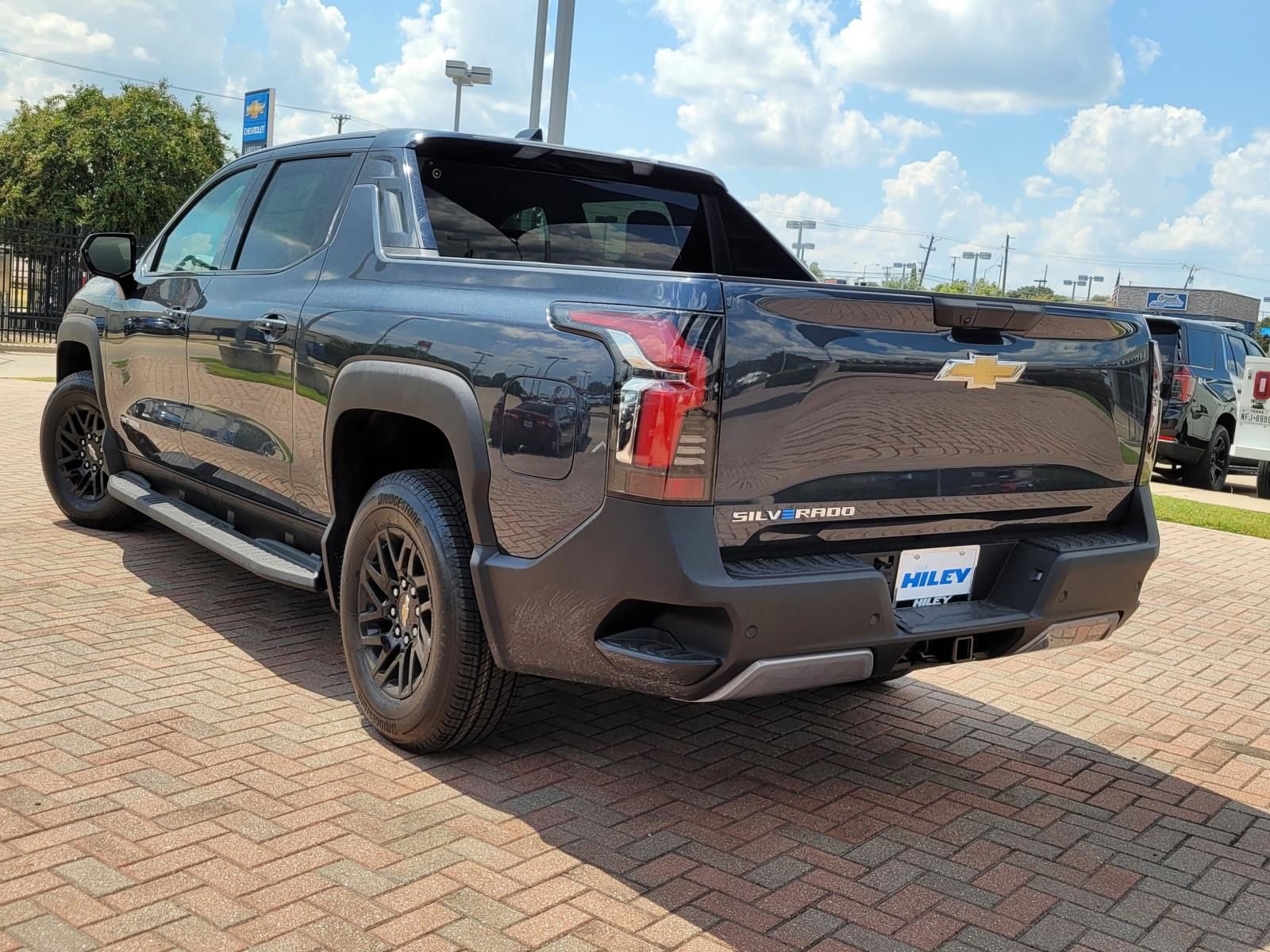 New 2026 Chevrolet Silverado EV LT AWD/4WD video 3