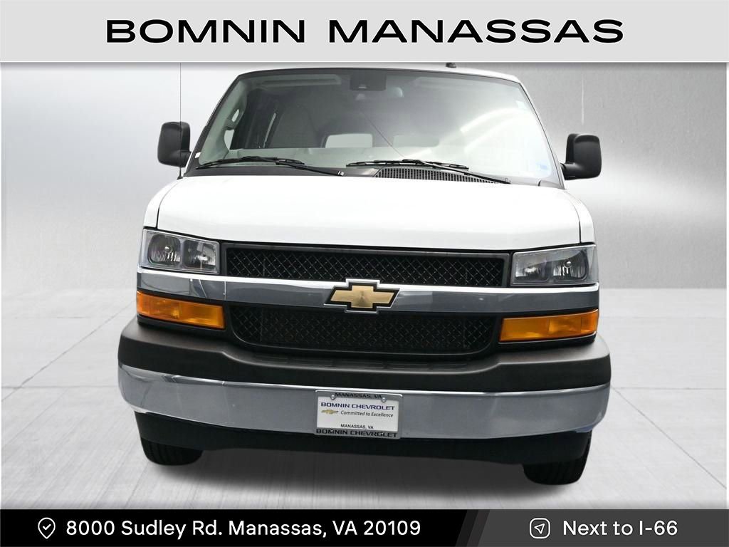 Used 2024 Chevrolet Express 3500 LT w/ LT Preferred Equipment Group image 8