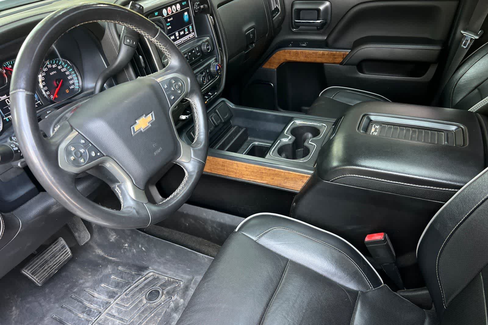 Used 2017 Chevrolet Silverado 2500 High Country w/ Duramax Plus Package AWD/4WD image 14