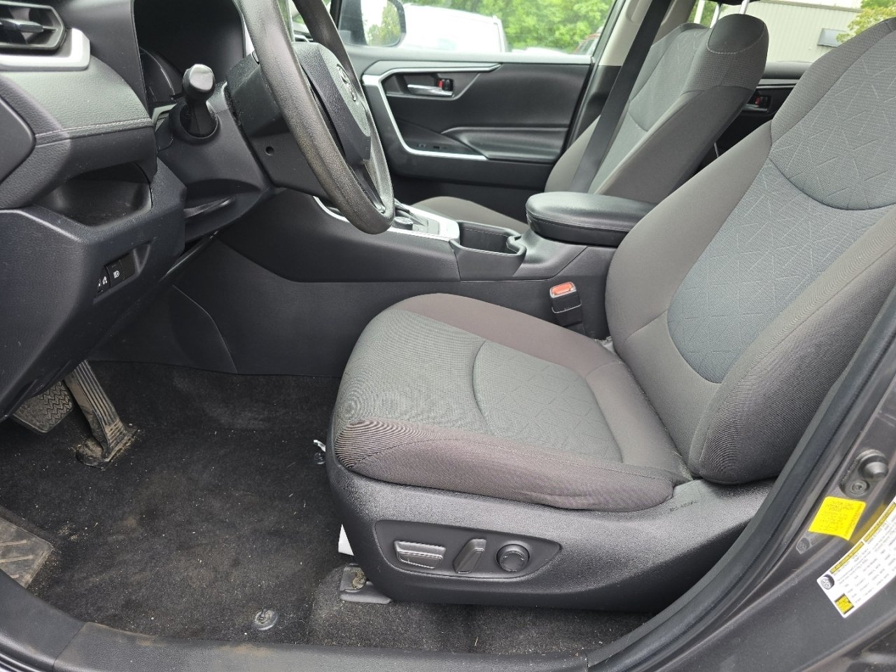 Certified 2023 Toyota RAV4 XLE AWD/4WD image 13