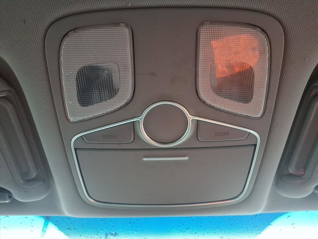 Used 2015 Kia Sorento LX image 23