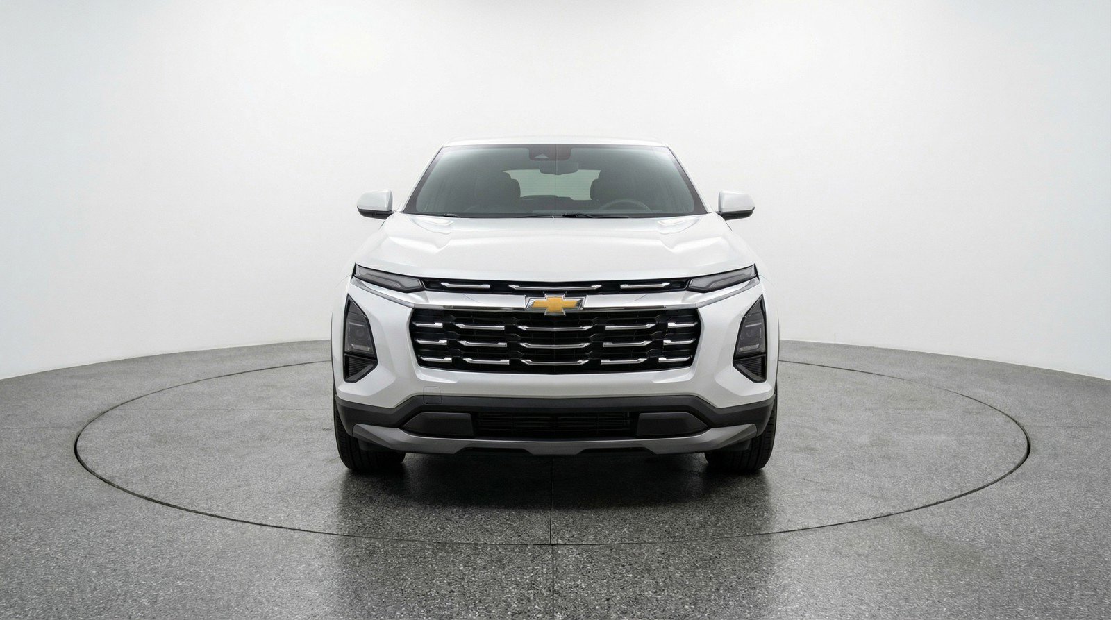 Used 2025 Chevrolet Equinox LT image 2