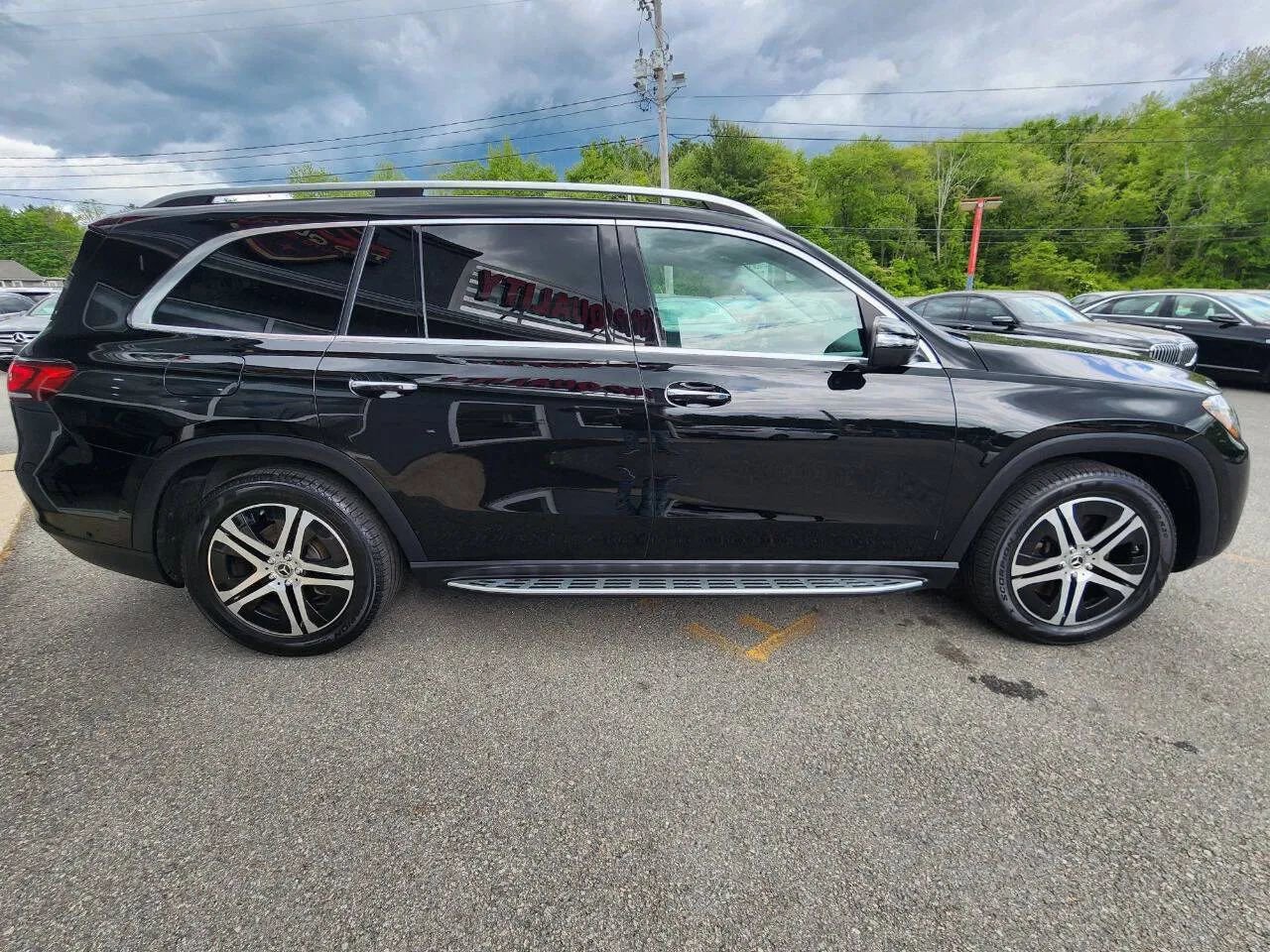 Used 2020 Mercedes-Benz GLS 450 4MATIC image 4