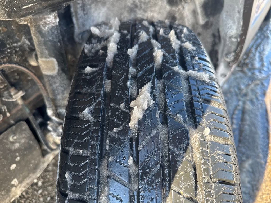 Used 2021 Toyota RAV4 XLE w/ Convenience Package image 41