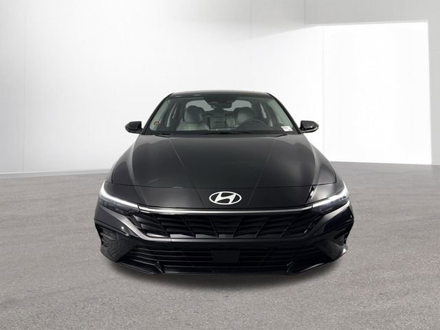 New 2026 Hyundai Elantra Limited image 8
