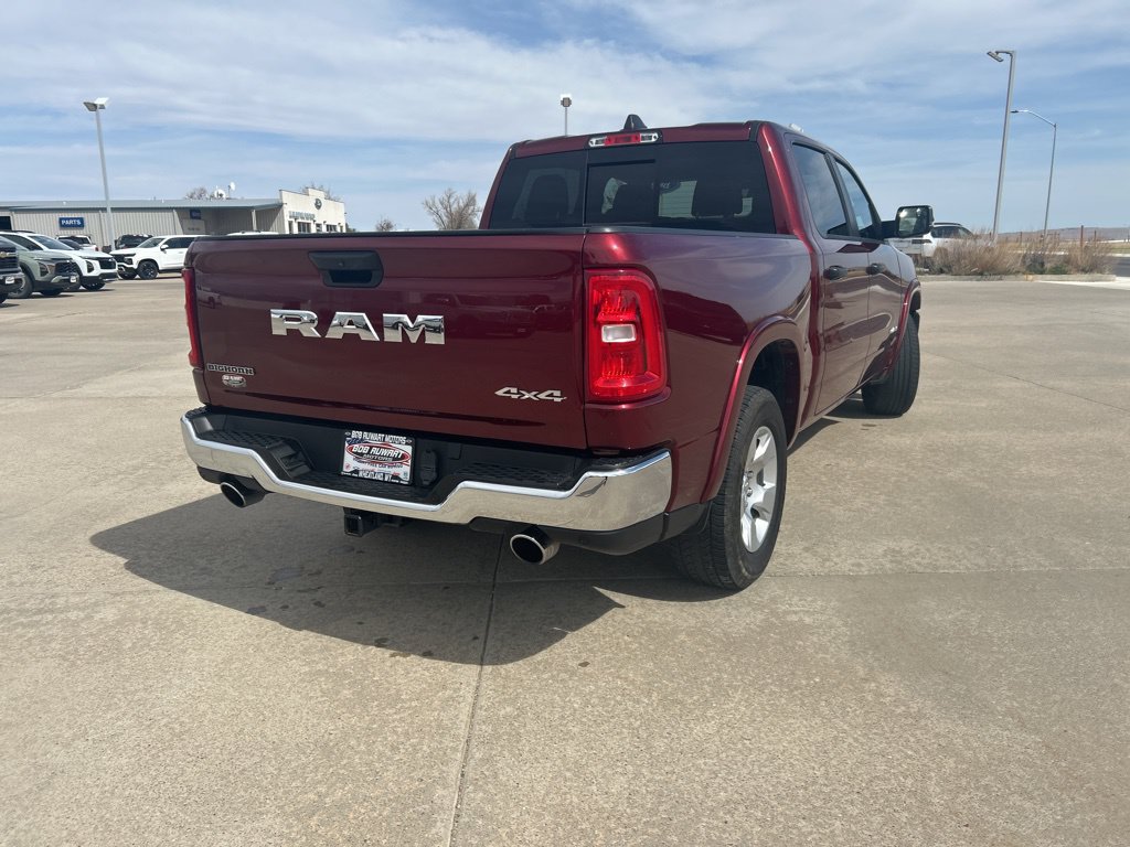 Used 2025 RAM 1500 Big Horn AWD/4WD image 6