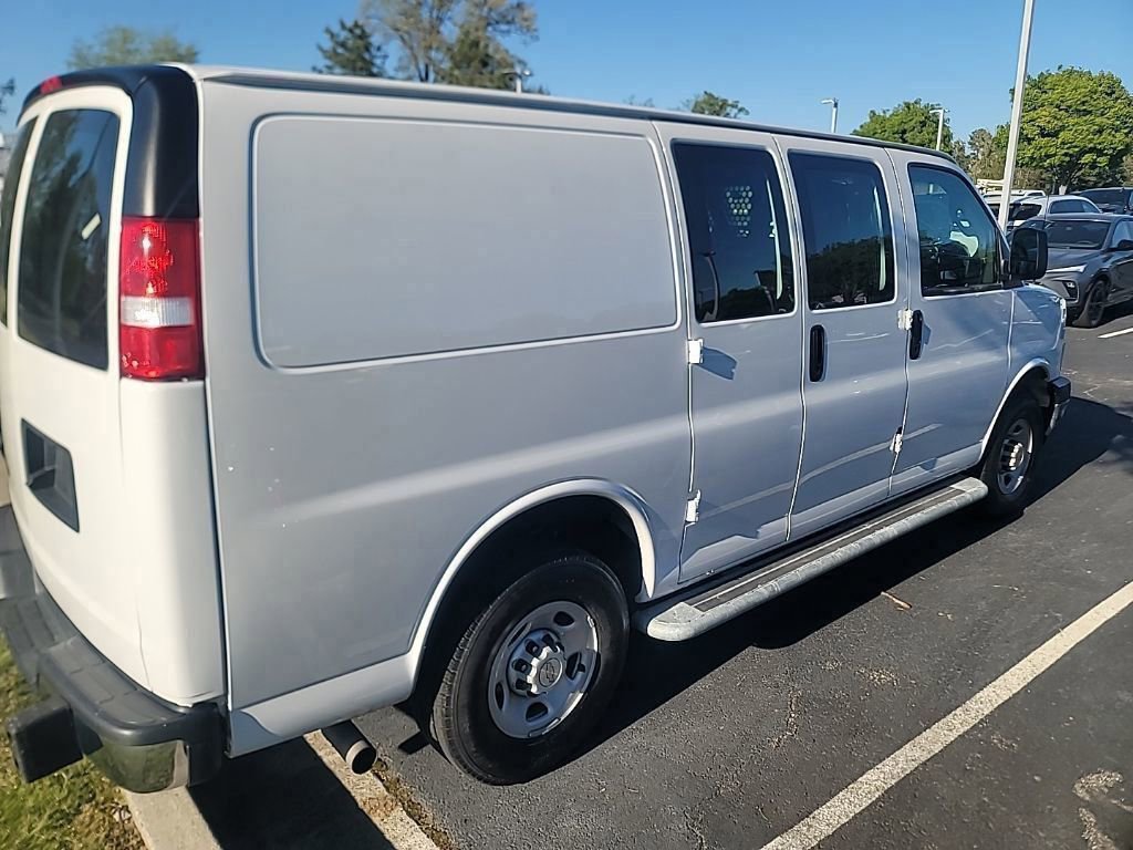 Used 2024 Chevrolet Express 2500 w/ Driver Convenience Package image 24