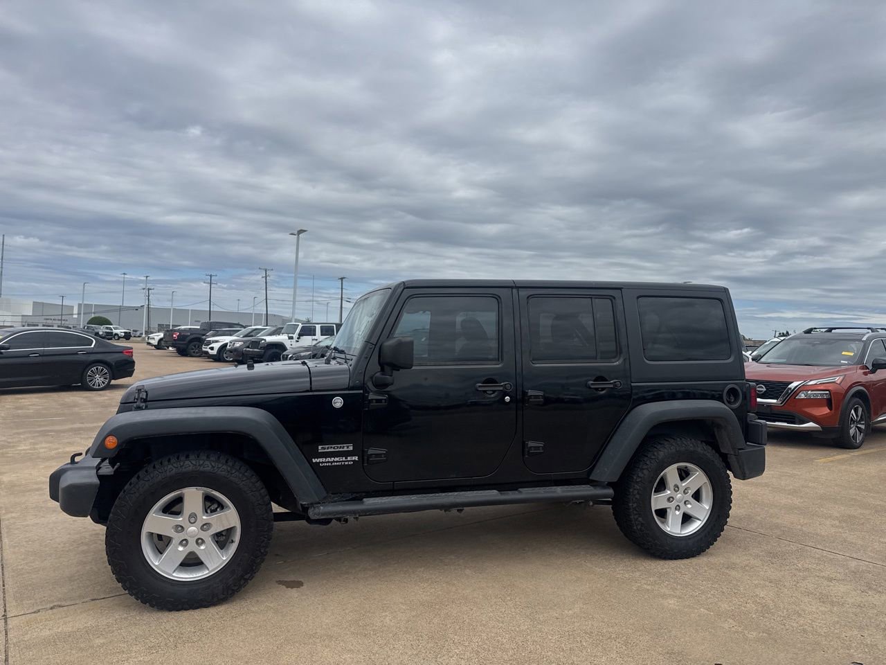 Used 2015 Jeep Wrangler Unlimited Sport w/ Quick Order Package 24S AWD/4WD image 11