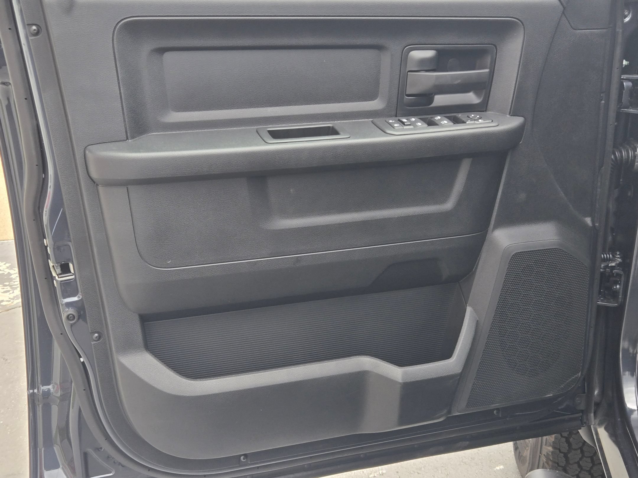 New 2026 RAM 3500 Tradesman AWD/4WD image 18