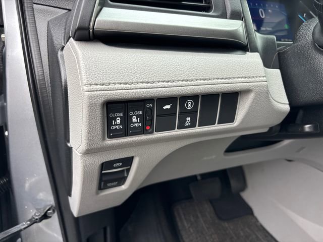 Used 2021 Honda Odyssey EX-L image 16