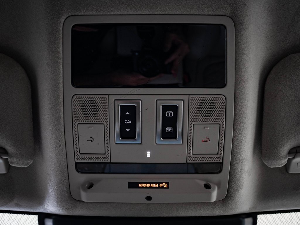 Used 2023 Jaguar F-PACE S image 40