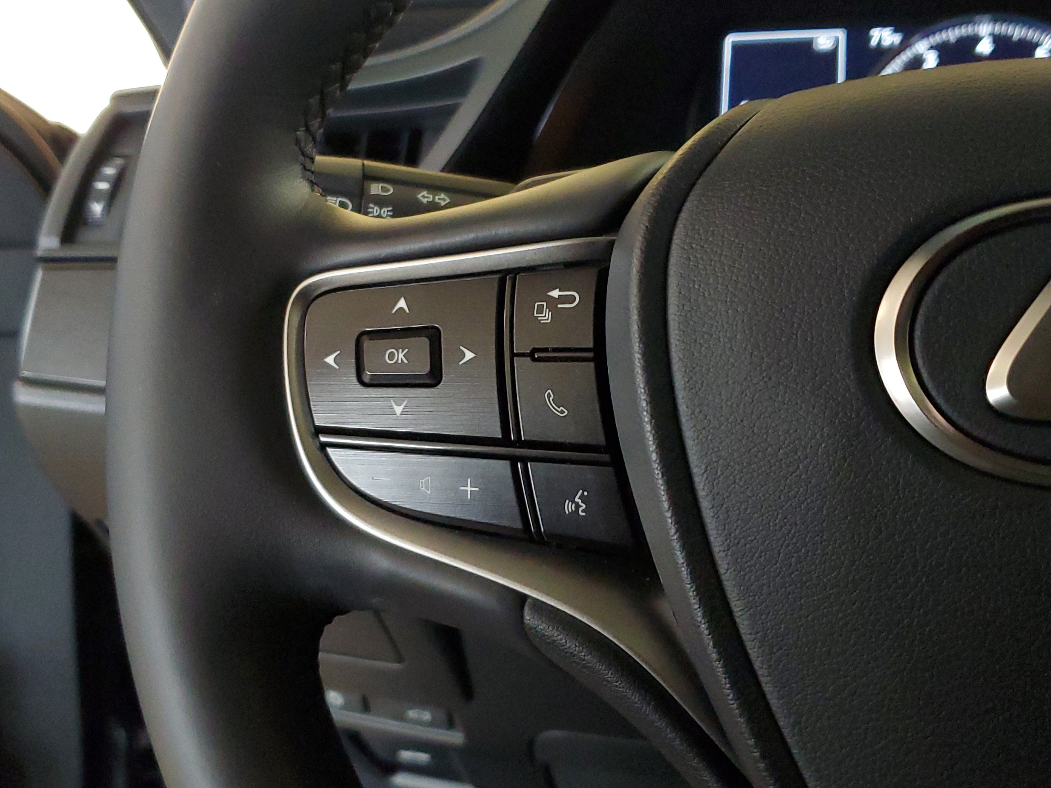Used 2024 Lexus ES 350 w/ Premium Package FWD image 24